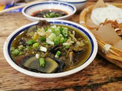 -竹笼蹄花蘸水菜