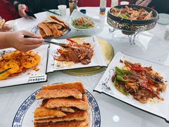 -撒拉人家.酸菜牦牛肉火锅