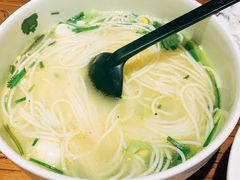 秀才米线-茶花妹子云南餐厅(传媒大学店)