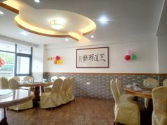 -锦湖农庄(松山湖梦幻百花洲店)
