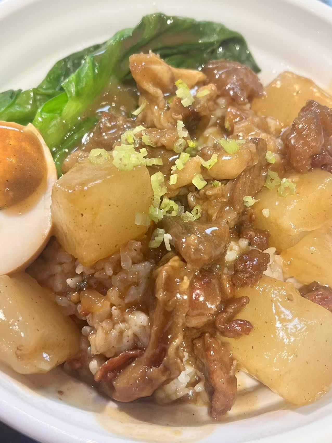 藏在罗湖布心的牛腩萝卜饭