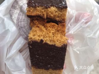 澳門當地二十年老店~【金馬餅店】 -  