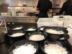 -桥香园过桥米线(国贸店)