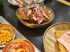 -臻牛烤肉
