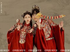 -经典婚纱摄影美学馆·私人定制