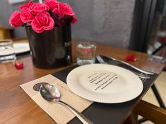 -Mark&Mars Restaurant