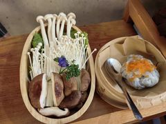 -左庭右院鲜牛肉火锅(浦江欢乐颂店)
