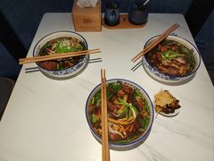 -镇南锅盖面馆(解放路店)