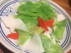 莴笋片炒山药-云海肴·汽锅鸡·云南菜(美罗城店)
