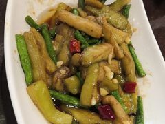 豆角烧茄子-刘胖子家常菜·蹄花焖藕(中南店)