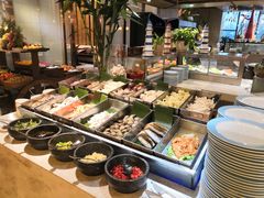 自助取餐区-海鲜自助·汇咖啡厅(宜宾绿发皇冠假日酒店)