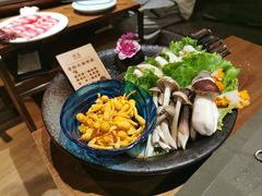 -捞王锅物料理(上海世茂广场店)