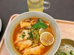 -théATRE茶聚场·餐厅(环球金融中心店)