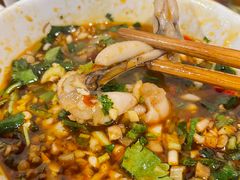 -金海椒罐罐鲢鱼(东方桂苑店)