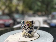 -LEO CAFE