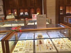 -华夏典当行(龙德广场店)