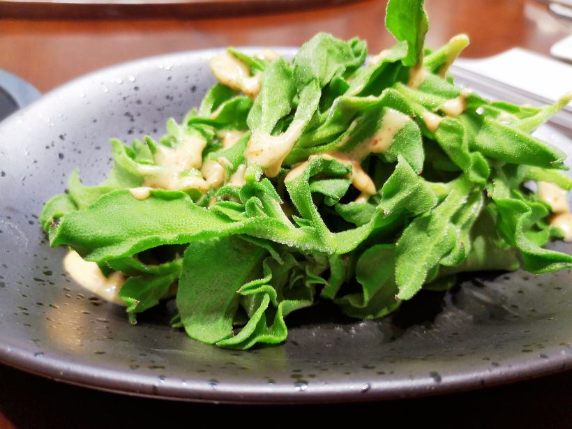 麻酱冰草 颜色非常的春意,口感非常的清爽,很好的一道开胃菜.