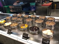 -V-ONE西雅图海鲜自助餐厅(仓山万达广场店)