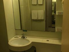 -锦江之星(广州海珠江泰路地铁站店)