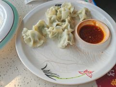 -巧克力渔家.小船海鲜胶东菜(万平口店)