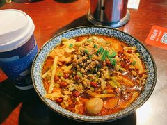 -粉家柳州螺蛳粉(杨宅路店)