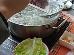 -潮牛海记•潮汕牛肉火锅•醉鸡煲•粿条汤(通北路店)