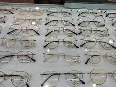 -回瑞眼镜·蔡司·依视路官方授权店(广益路万达店)