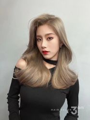 -3·3HAIR SALON