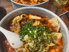 -丽丽三鲜螺蛳粉(田林路店)