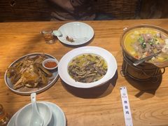 -头上红煨盐鸡·非遗院子餐厅