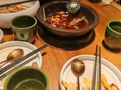 -云海肴·汽锅鸡·云南菜(天山百盛优客店)