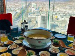 -官房大酒店-玉龙旋宫观景餐厅