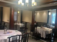 -客家大院·非遗赣南客家菜(郁孤台店)
