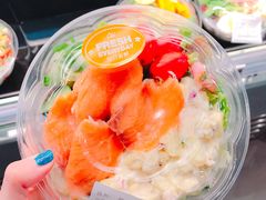 烟三文鱼薯仔沙拉-Olé精品超市(北京合生汇店)