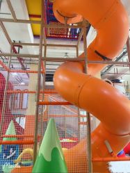 -动力星球家庭亲子游乐中心