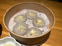 黑松露小笼包-庆春朴门