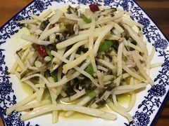 太湖芦苇根炒肉丝-呼吸森林·生态农庄农家乐私房菜