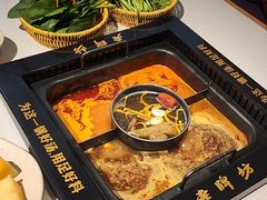 -老牌坊云南鱼豆花火锅(哈西万达店)
