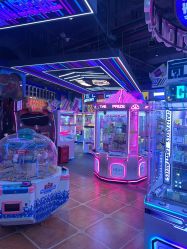 -卡通尼乐园(景枫中心店)