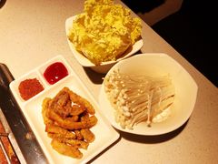 -海底捞火锅鲜切牛肉主题店(长寿路店)
