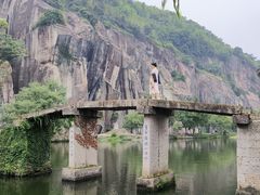 -绍兴东湖风景区