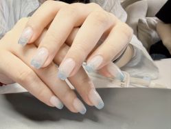 -UGIRL有个美甲
