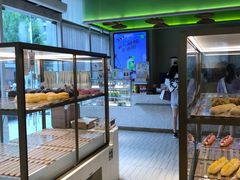 面包甜点陈列柜-奈雪的茶(中海环宇荟店)