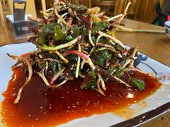 -石磨豆花家常菜·牦牛排土火锅
