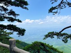 -罗田薄刀峰风景区