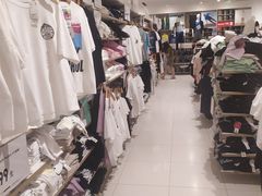 -优衣库(郑州二七万达广场店)