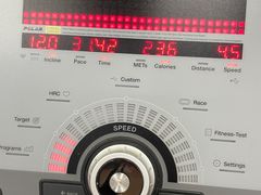 -美航国际健身(北京华联店)