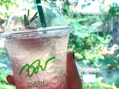 野莓气泡水-Chom Cafe and Restaurant