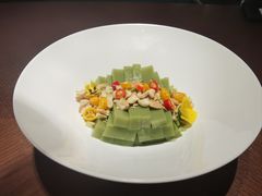 -映水芙蓉(长宁来福士店)