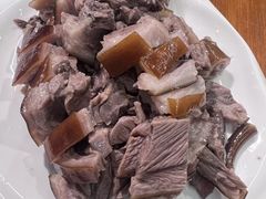 -滑二狗肉美食坊(国龙店)